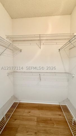 2806 Veronia Dr 303, Palm Beach Gardens, FL 33410