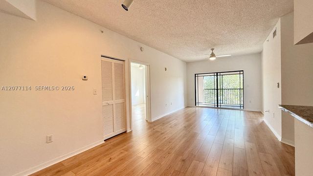 2806 Veronia Dr 303, Palm Beach Gardens, FL 33410