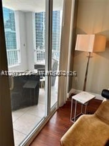 170 SE 14th St 2207, Miami, FL 33131