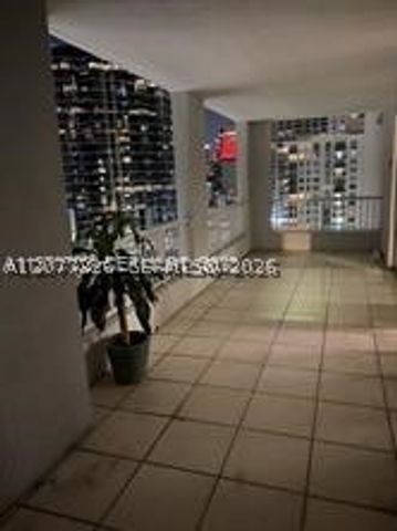 170 SE 14th St 2207, Miami, FL 33131