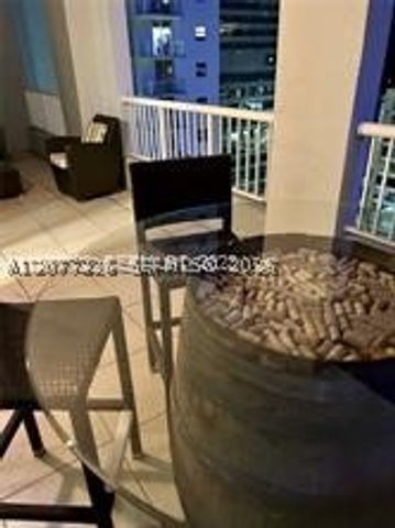 170 SE 14th St 2207, Miami, FL 33131