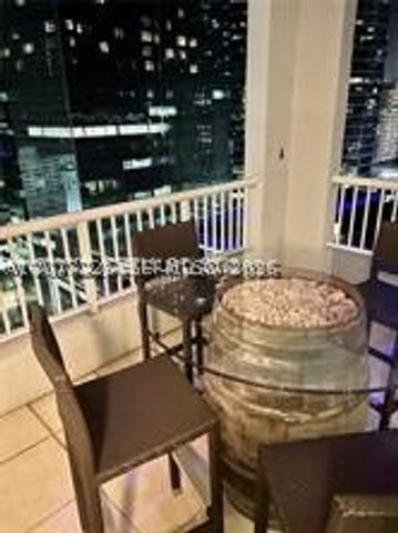 170 SE 14th St 2207, Miami, FL 33131