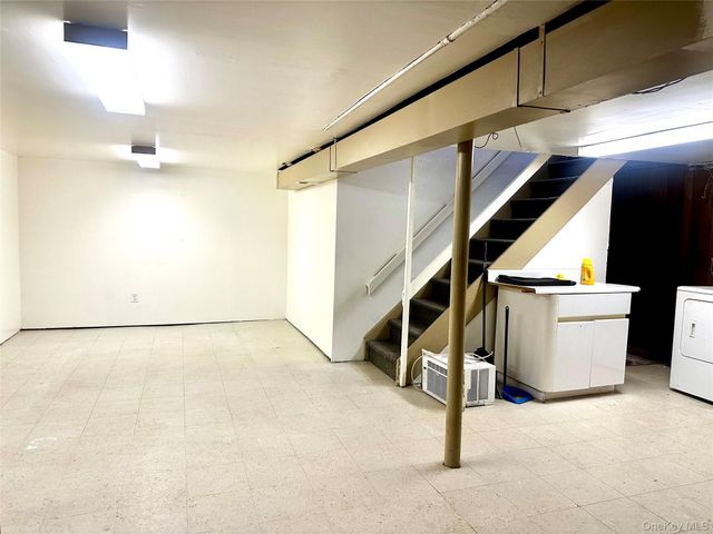 65 Rock Road, Islip Terrace, NY 11752