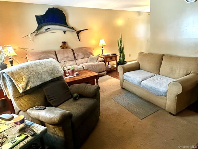 65 Rock Road, Islip Terrace, NY 11752