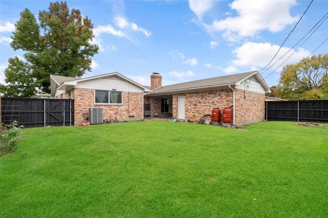 748 Vinecrest Lane, Richardson, TX 75080