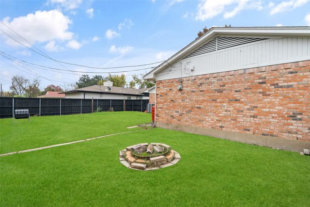 748 Vinecrest Lane, Richardson, TX 75080