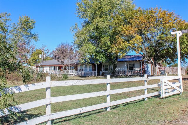 7224 W 303rd S, Porum, OK 74455