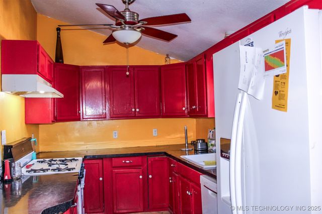 7224 W 303rd S, Porum, OK 74455