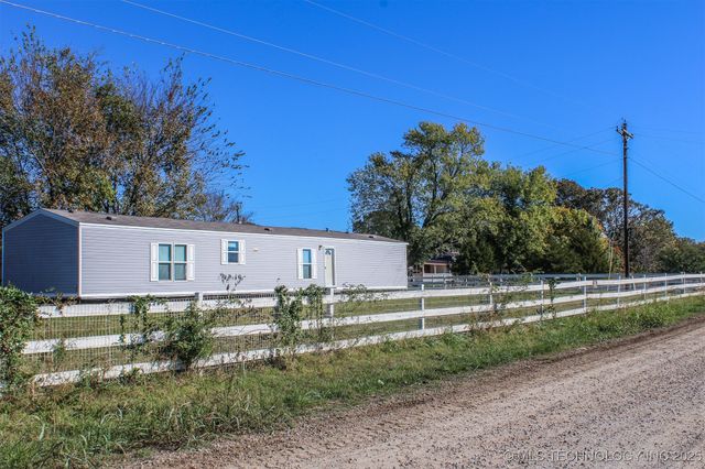7224 W 303rd S, Porum, OK 74455