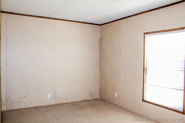 7224 W 303rd S, Porum, OK 74455