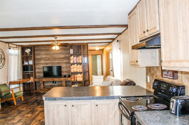 7224 W 303rd S, Porum, OK 74455