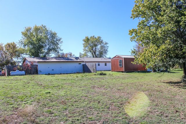 7224 W 303rd S, Porum, OK 74455