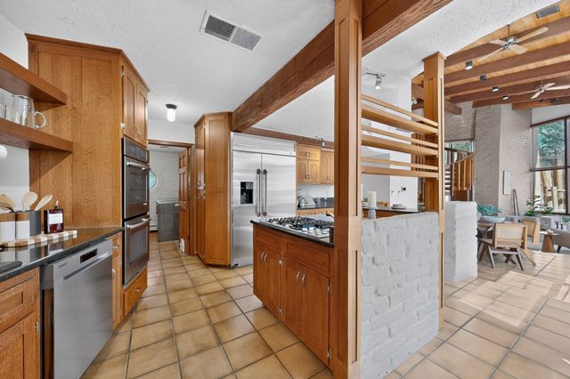 3232 Don Quixote, Albuquerque, NM 87104