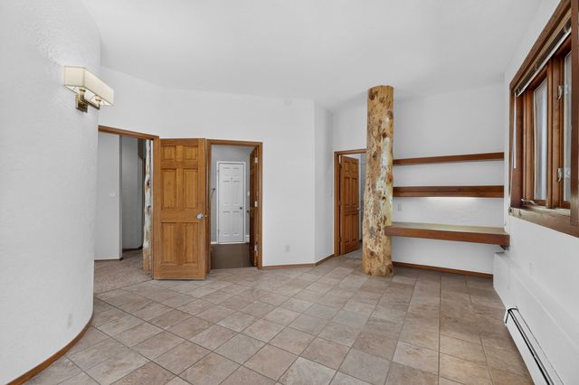 3232 Don Quixote, Albuquerque, NM 87104