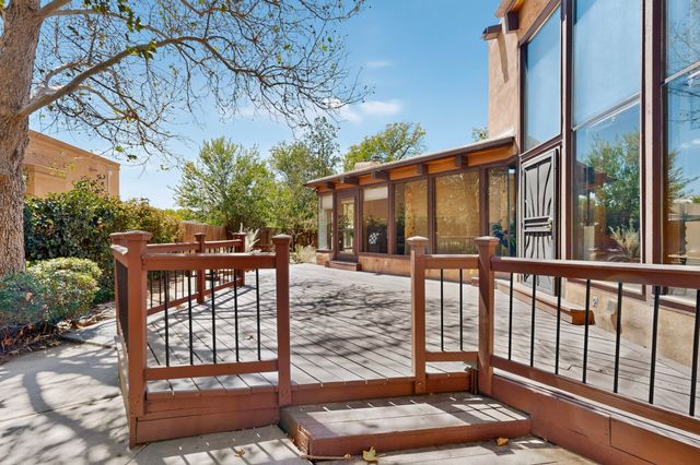 3232 Don Quixote, Albuquerque, NM 87104