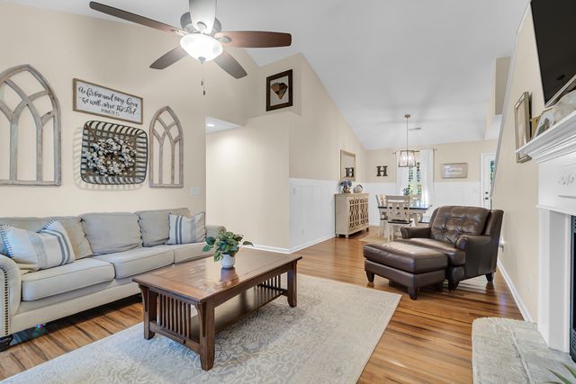 108 Apache Drive, Summerville, SC 29483