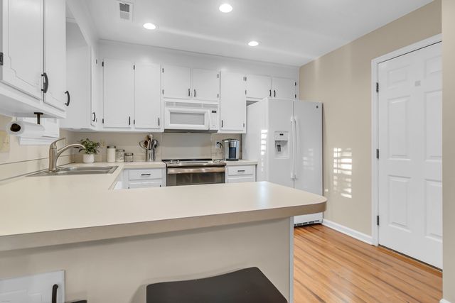 108 Apache Drive, Summerville, SC 29483