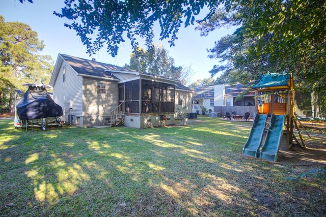 108 Apache Drive, Summerville, SC 29483