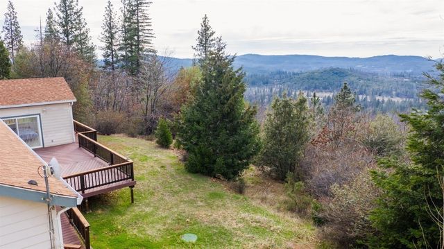 10815 Chaparral Trl, Dobbins, CA 95935