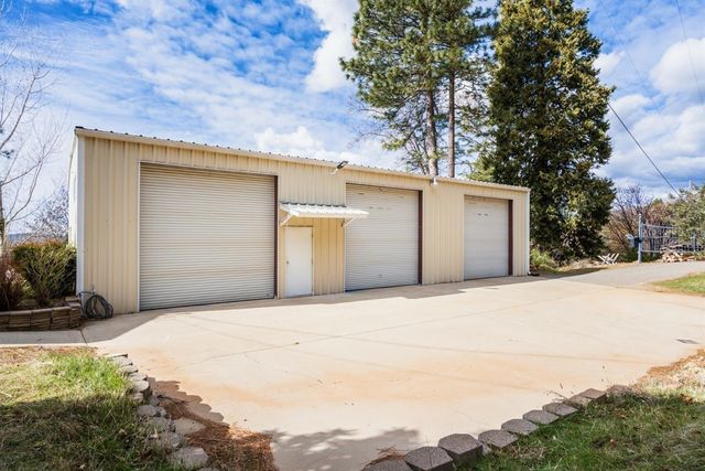 10815 Chaparral Trl, Dobbins, CA 95935