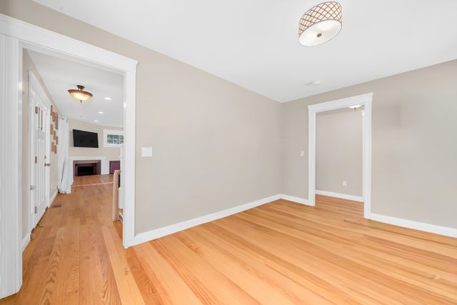 130 Concord Road, Lee, NH 03861