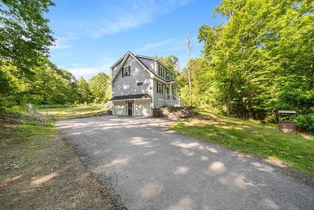 130 Concord Road, Lee, NH 03861