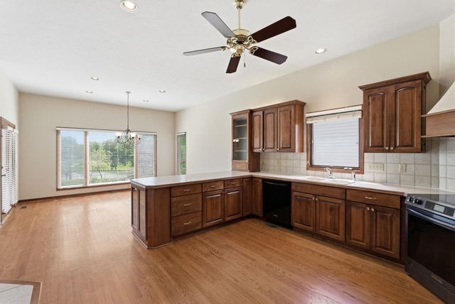 12740 E Bradford Circle, Wichita, KS 67206