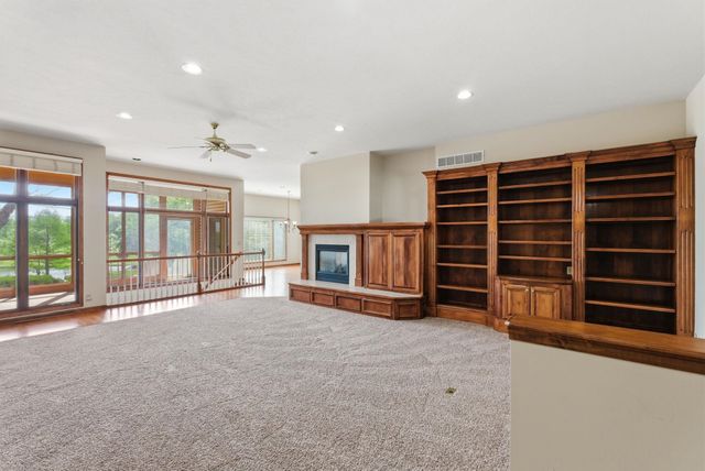 12740 E Bradford Circle, Wichita, KS 67206