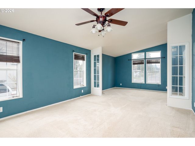 1503 N HAYDEN ISLAND Dr 129, Portland, OR 97217
