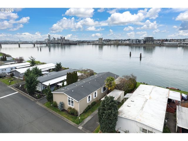 1503 N HAYDEN ISLAND Dr 129, Portland, OR 97217