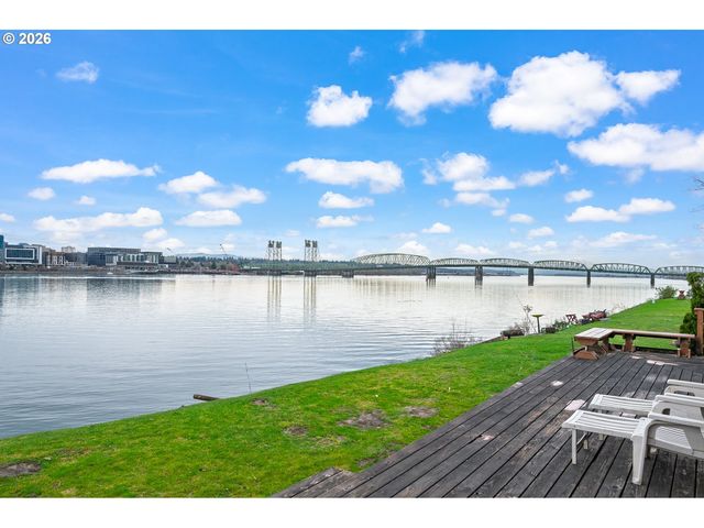 1503 N HAYDEN ISLAND Dr 129, Portland, OR 97217