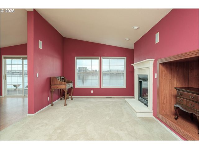 1503 N HAYDEN ISLAND Dr 129, Portland, OR 97217