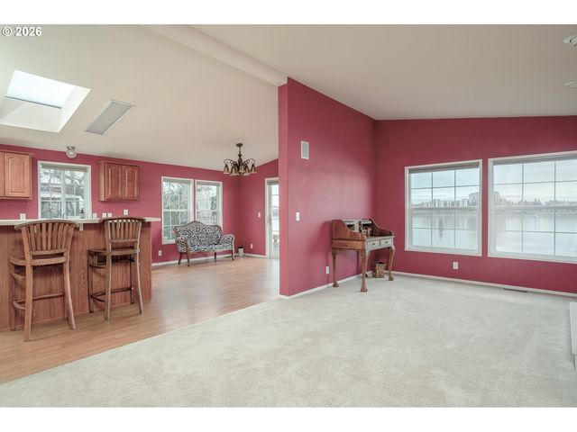 1503 N HAYDEN ISLAND Dr 129, Portland, OR 97217