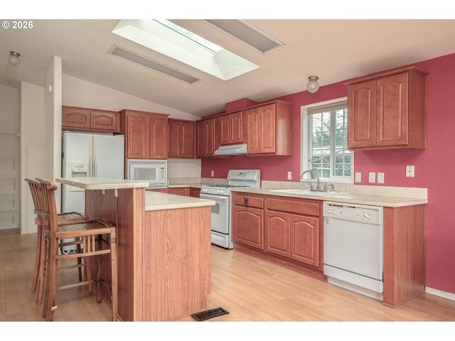 1503 N HAYDEN ISLAND Dr 129, Portland, OR 97217