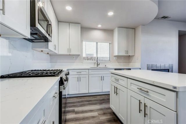 39790 Monarch, Murrieta, CA 92563