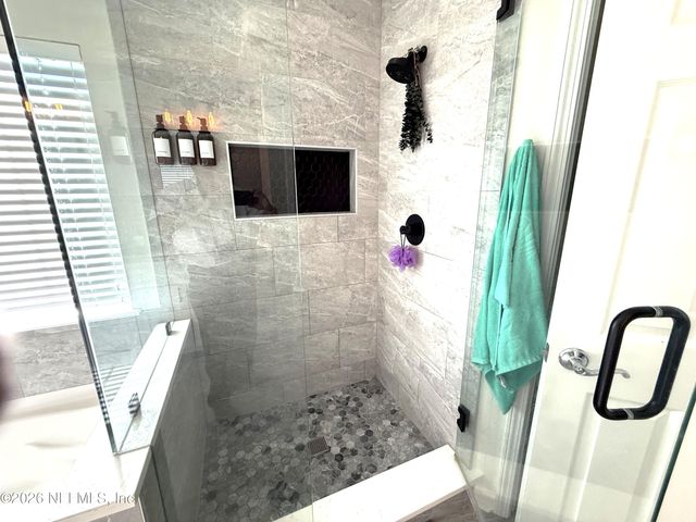 6412 AUTUMN BERRY Circle, Jacksonville, FL 32258