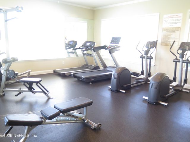 6412 AUTUMN BERRY Circle, Jacksonville, FL 32258