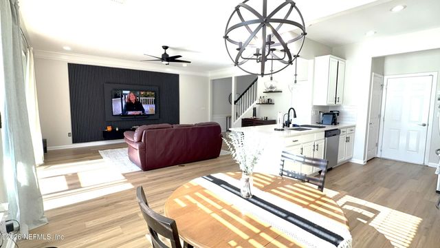6412 AUTUMN BERRY Circle, Jacksonville, FL 32258