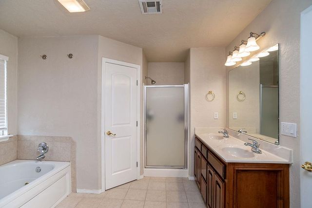 1220 NE Emma Lane, Stillwater, OK 74075