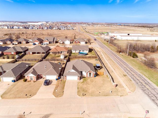 1220 NE Emma Lane, Stillwater, OK 74075
