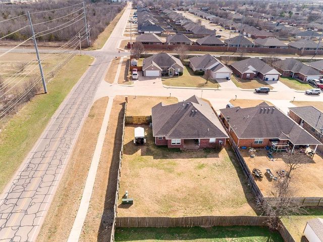 1220 NE Emma Lane, Stillwater, OK 74075