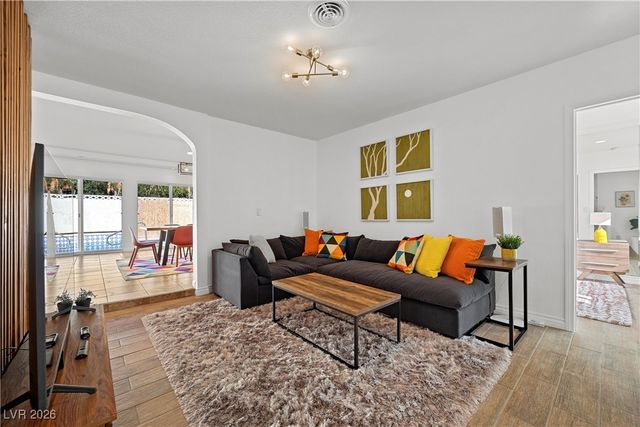 1554 Raindance Way, Las Vegas, NV 89169