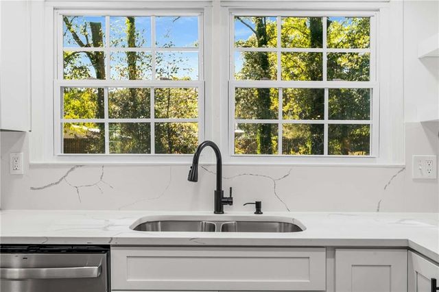 4889 Fairforest Drive, Stone Mountain, GA 30088