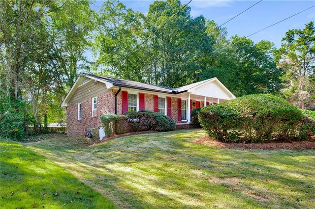 4889 Fairforest Drive, Stone Mountain, GA 30088