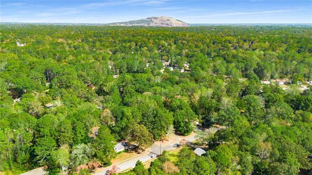 4889 Fairforest Drive, Stone Mountain, GA 30088