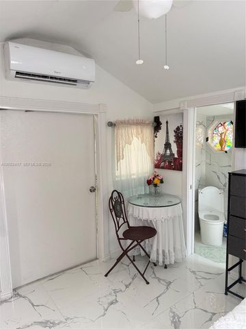 21920 Old Cutler Rd 1, Cutler Bay, FL 33190
