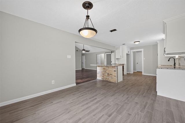 2934 Park Garden Drive, Houston, TX 77339