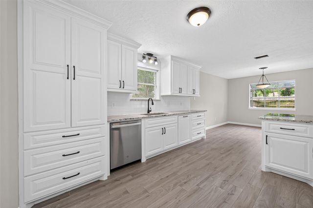 2934 Park Garden Drive, Houston, TX 77339