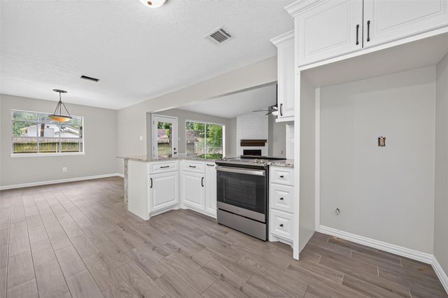 2934 Park Garden Drive, Houston, TX 77339
