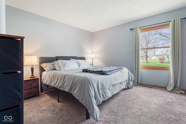 3316 Cox Lane, Columbus, IN 47203